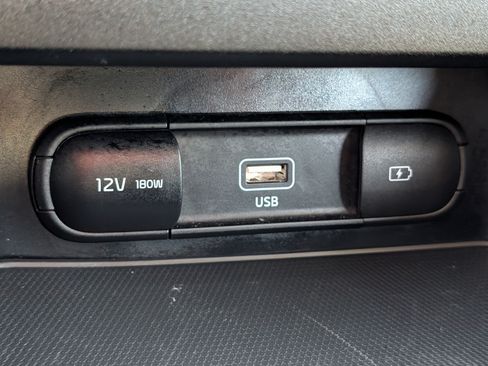 Certified 2024 Kia Forte LXS w/ LXS Technology Package FWD image 33