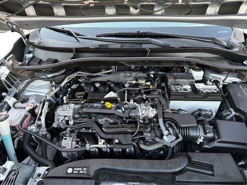 Used 2023 Toyota Corolla Cross LE image 12