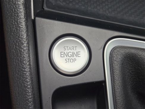 Used 2023 Volkswagen Jetta GLI Autobahn image 22