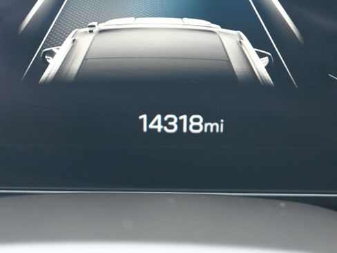 Used 2025 GMC Yukon XL AT4 w/ AT4 Premium Package image 24