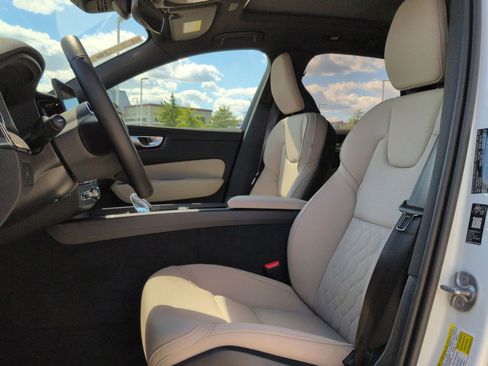 New 2026 Volvo XC60 B5 Plus w/ Protection Package Premier image 13