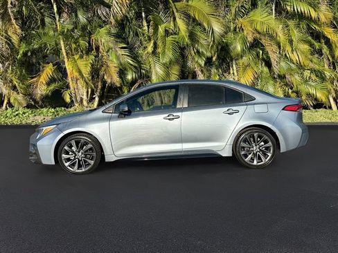 Used 2023 Toyota Corolla SE FWD image 8