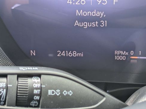 Used 2026 Buick Enclave Sport Touring AWD/4WD image 25