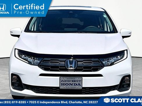 Certified 2026 Honda Odyssey EX-L image 2