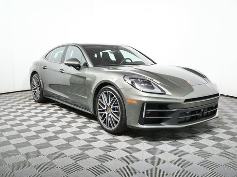 Certified 2025 Porsche Panamera 4 AWD/4WD image 27