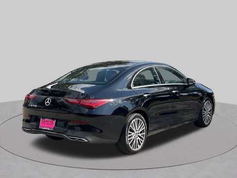 Used 2025 Mercedes-Benz CLA 250 image 5