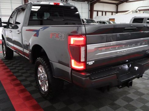 Used 2020 Ford F250 Platinum w/ FX4 Off-Road Package AWD/4WD image 30
