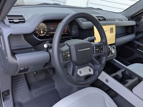 Used 2026 Land Rover Defender 130 S AWD/4WD image 16