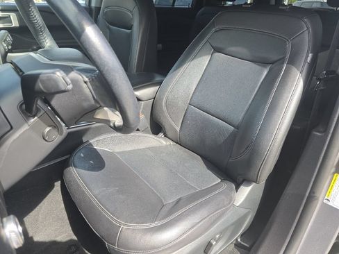 Used 2022 Ford Explorer Limited w/ Equipment Group 301A AWD/4WD image 21