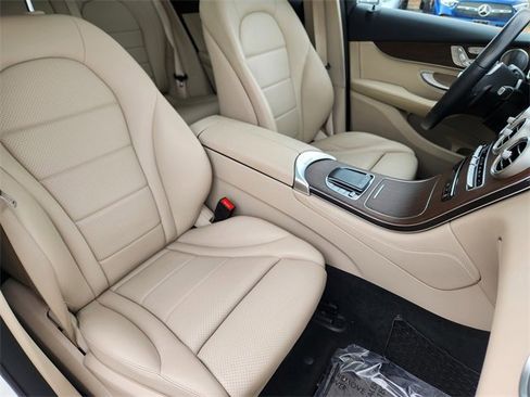 Certified 2020 Mercedes-Benz GLC 300 4MATIC image 20