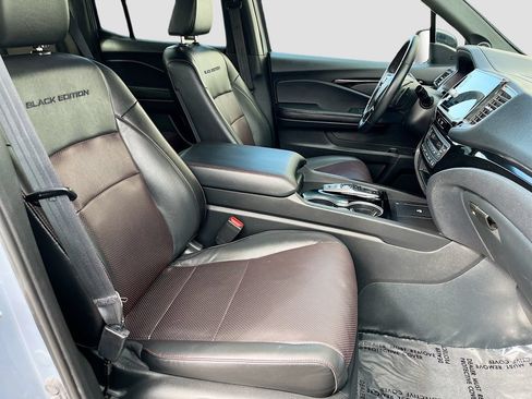 Used 2024 Honda Ridgeline Black Edition image 29