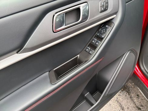 New 2026 Ford Explorer ST-Line image 11