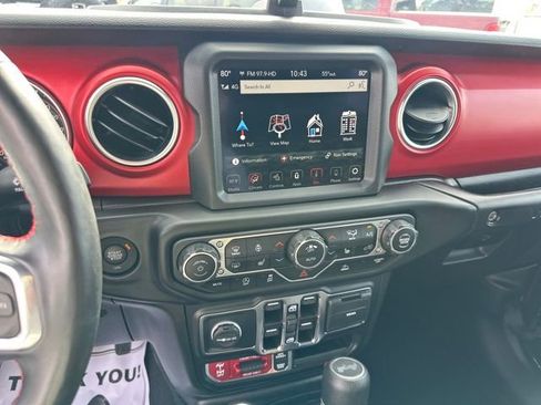 Used 2023 Jeep Wrangler Unlimited Rubicon w/ Cold Weather Group image 23