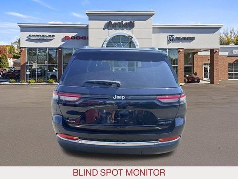 Certified 2023 Jeep Grand Cherokee Limited AWD/4WD image 6