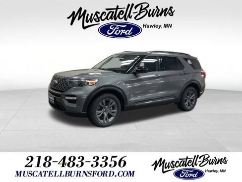 Used 2023 Ford Explorer XLT w/ Equipment Group 202A AWD/4WD image 1