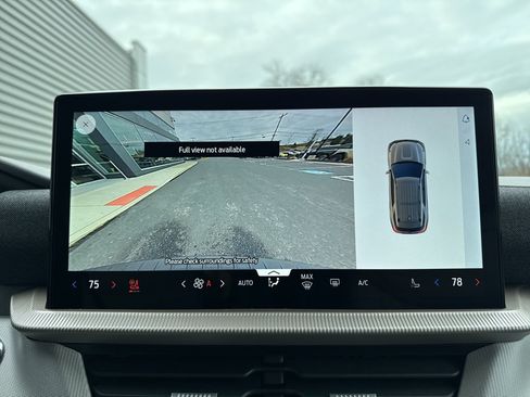 New 2026 Ford Explorer Active w/ Active Comfort Package image 14