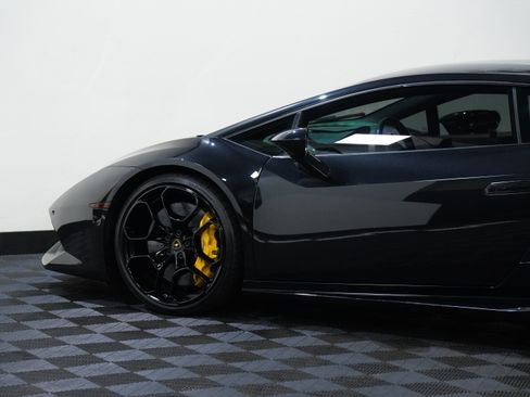 Used 2015 Lamborghini Huracan LP 610-4 AWD/4WD image 19