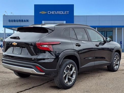 New 2026 Chevrolet Trax LT w/ Driver Confidence Package image 4