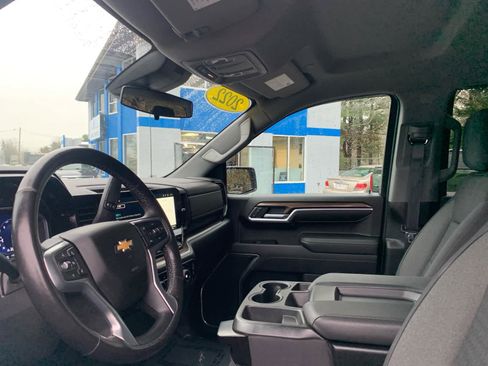 Used 2022 Chevrolet Silverado 1500 LT image 14