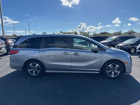 Used 2020 Honda Odyssey Touring image 8