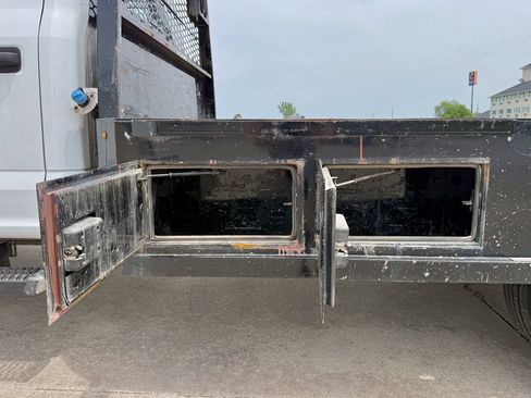 Used 2019 Ford F550 4x4 Crew Cab Super Duty image 19