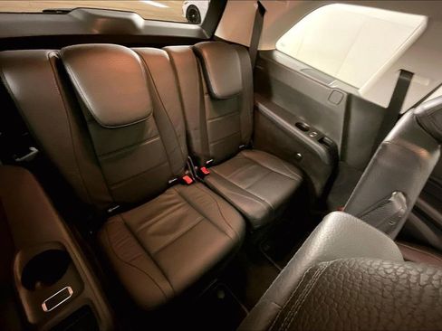 Certified 2023 Mercedes-Benz GLS 450 4MATIC image 23