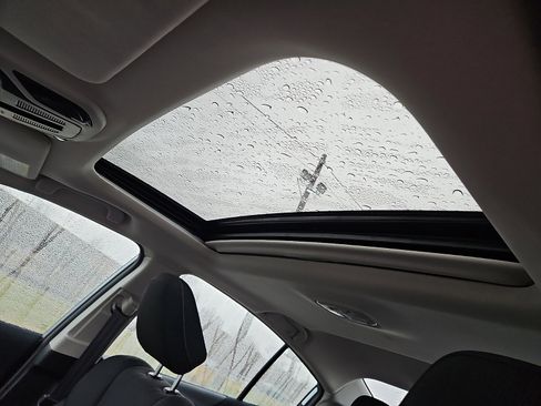 Used 2024 Subaru Legacy Premium image 14