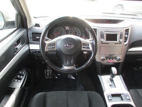 Used 2014 Subaru Legacy 2.5i Premium image 16