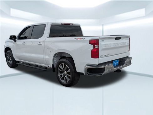 Used 2022 Chevrolet Silverado 1500 LT image 4