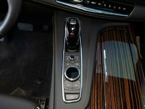 Used 2023 Cadillac Escalade ESV Premium Luxury image 46