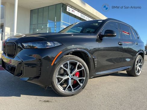 New 2026 BMW X5 xDrive40i w/ M Sport Package image 1