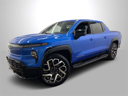 Used 2025 Chevrolet Silverado EV RST