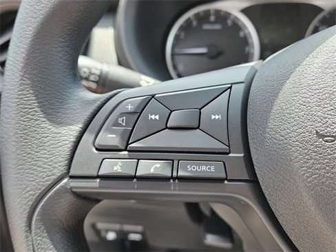Used 2025 Nissan Kicks Play S image 23