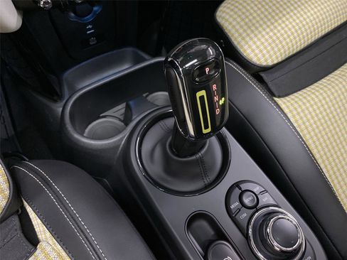 Certified 2024 MINI Cooper SE image 26