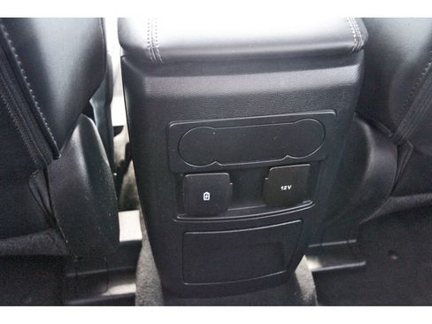 Certified 2022 Ford Explorer XLT w/ Equipment Group 202A RWD image 16