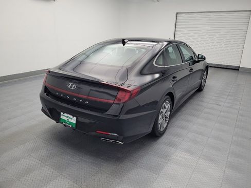 Used 2023 Hyundai Sonata SEL w/ Preferred Accessory Package FWD image 9