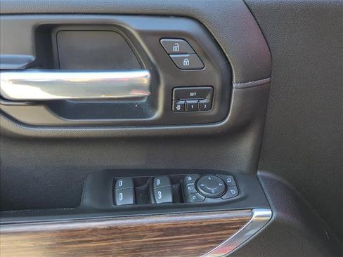 Used 2022 Chevrolet Silverado 3500 High Country AWD/4WD image 8