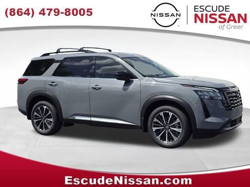 New 2026 Nissan Pathfinder Platinum AWD/4WD image 1