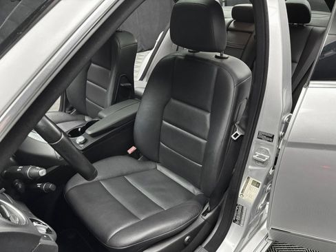 Used 2013 Mercedes-Benz C 300 Sport image 30