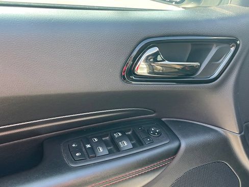 Used 2025 Dodge Durango GT AWD/4WD image 10