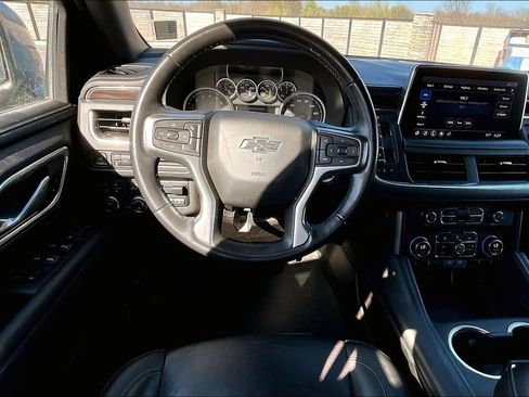 Used 2021 Chevrolet Suburban Z71 w/ Max Trailering Package image 3