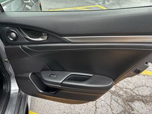 Used 2018 Honda Civic Sport Touring image 25