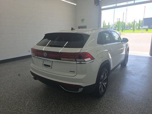 New 2026 Volkswagen Atlas Cross Sport SE AWD/4WD image 5