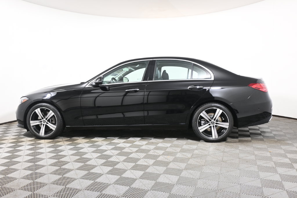 Used 2026 Mercedes-Benz C 300 4MATIC Sedan image 2