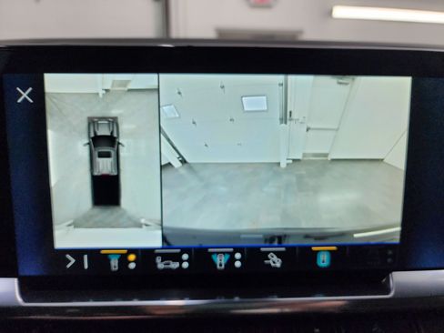 Used 2025 Chevrolet Silverado 2500 LT w/ Trail Boss Package image 60