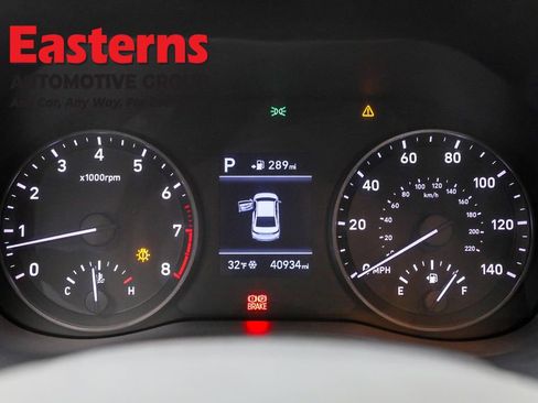Used 2020 Hyundai Accent Limited FWD image 18