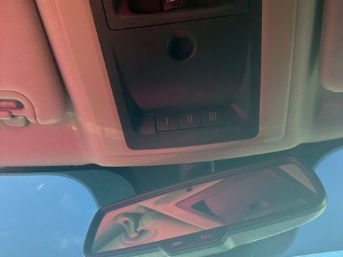 Used 2017 RAM 1500 Laramie AWD/4WD image 18