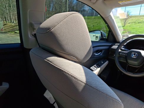 Certified 2023 Honda Accord EX image 13