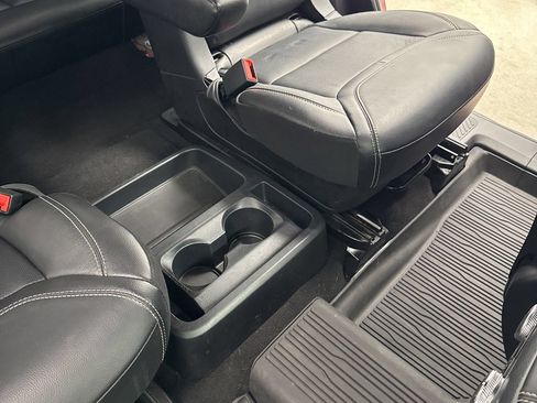 Used 2020 Ford Explorer ST w/ Premium Technology Package AWD/4WD image 37