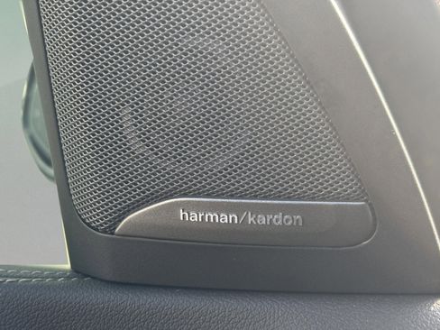 Used 2021 BMW X5 xDrive40i w/ Premium Package image 19